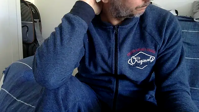 curioushetero online show from 18, 3, 2025