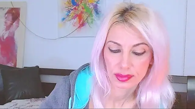 Snapshot of HoneyLara chatting on 17, 1, 2025 HoneyLara online show from 17, 1, 2025