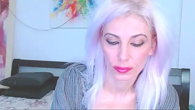 Snapshot of HoneyLara chatting on 31, 1, 2025 HoneyLara online show from 31, 1, 2025