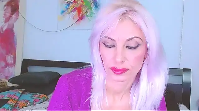 Snapshot of HoneyLara chatting on 3, 2, 2025 HoneyLara online show from 3, 2, 2025