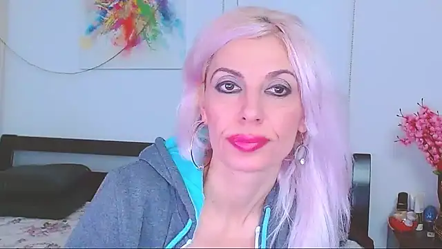 Snapshot of HoneyLara chatting on 9, 2, 2025 HoneyLara online show from 9, 2, 2025