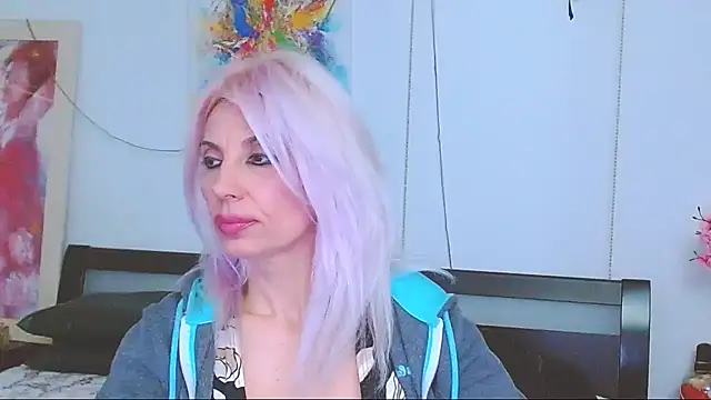 Snapshot of HoneyLara chatting on 12, 2, 2025 HoneyLara online show from 12, 2, 2025
