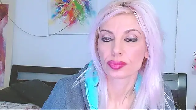 Snapshot of HoneyLara chatting on 19, 2, 2025 HoneyLara online show from 19, 2, 2025
