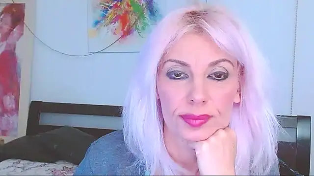 Snapshot of HoneyLara chatting on 19, 2, 2025 HoneyLara online show from 19, 2, 2025