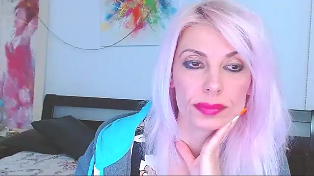 Snapshot of HoneyLara chatting on 28, 2, 2025 HoneyLara online show from 28, 2, 2025