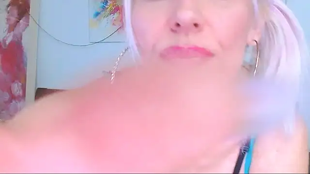 Snapshot of HoneyLara chatting on 9, 3, 2025 HoneyLara online show from 9, 3, 2025