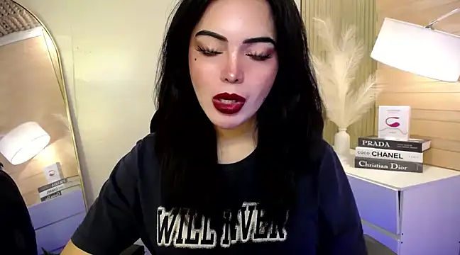 HotstuffCherrySummer online show from 5, 12, 2024