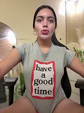 HotstuffCherrySummer online show from 20, 2, 2026