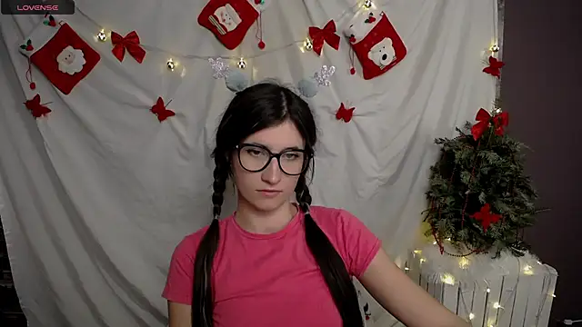 MaryEm976 online show from 10, 12, 2024