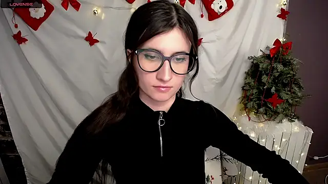 MaryEm976 online show from 10, 12, 2024