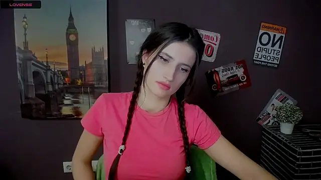 MaryEm976 online show from 7, 2, 2025