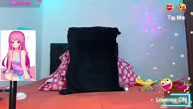 Snapshot of SHOPIA_FOX_ chatting on 13, 12, 2024 SHOPIA FOX online show from 13, 12, 2024