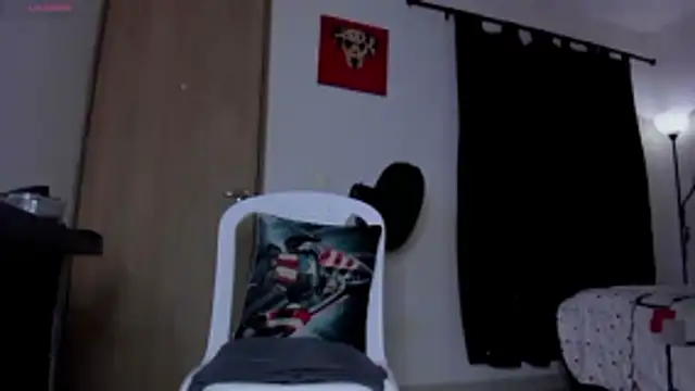 Cloudy pigDude online show from 14, 1, 2026