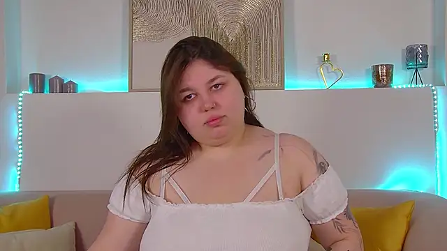 LillianKim online show from 10, 3, 2025