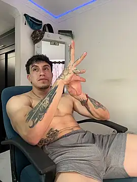 strongboy  online show from 25, 6, 2026