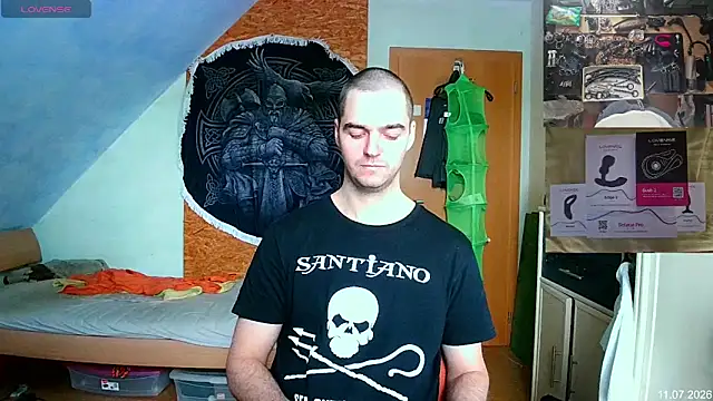 Snapshot of Chris23547 chatting on 19, 7, 2026 Chris23547 online show from 19, 7, 2026
