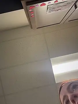 cinnatitties online show from 9, 9, 2025