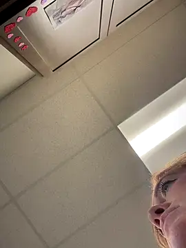 cinnatitties online show from 22, 9, 2025