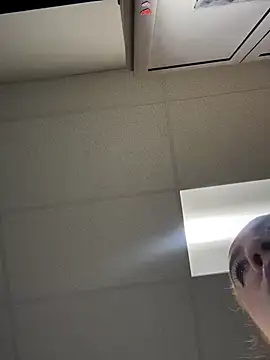 cinnatitties online show from 30, 9, 2025