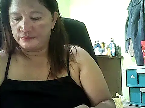 hott scarlett online show from 3, 1, 2025