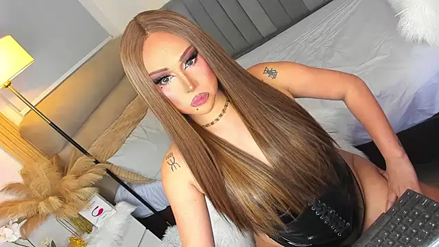 yourbabygoddess online show from 9, 10, 2025