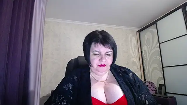 JuicyLady Di online show from 4, 2, 2025
