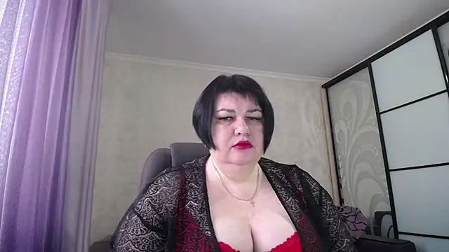 JuicyLady Di online show from 6, 2, 2025
