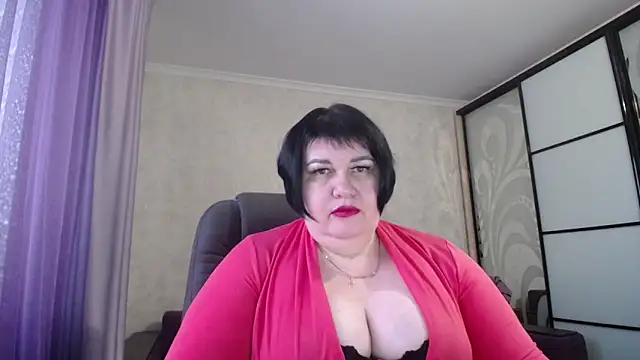 JuicyLady Di online show from 7, 2, 2025