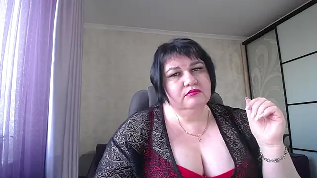 JuicyLady Di online show from 8, 3, 2025