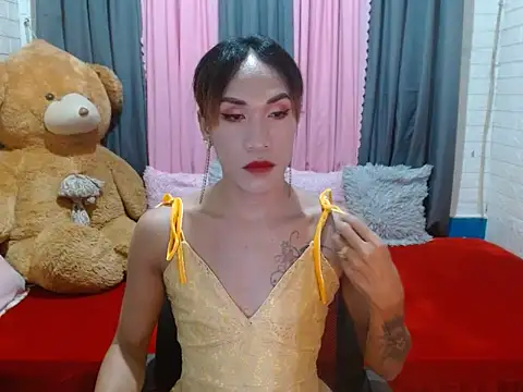 xxSexyBitch69xx online show from 18, 4, 2026