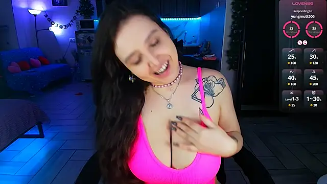 NicoleFancy online show from 4, 1, 2025