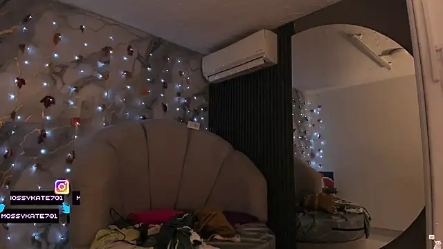 Katemoss70 online show from 4, 12, 2025