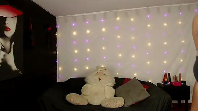 Snapshot of agatha_prime chatting on 14, 2, 2026 agatha prime online show from 14, 2, 2026