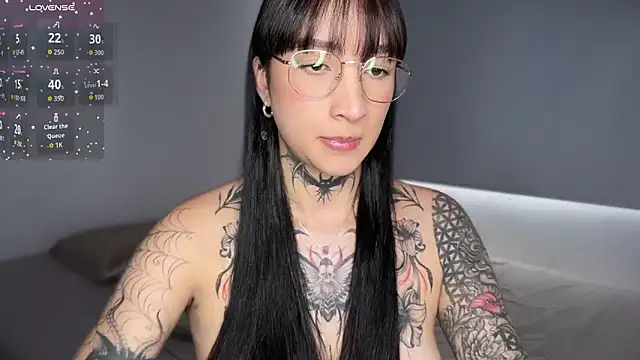 xisisxx online show from 4, 4, 2026