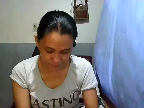 Snapshot of Mydarling09 chatting on 12, 1, 2025 Mydarling09 online show from 12, 1, 2025