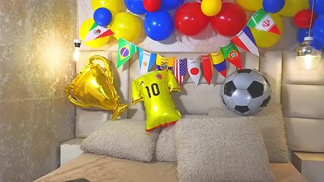 EmilyQueen3x online show from 18, 6, 2026