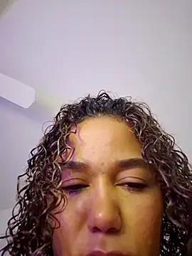 Snapshot of cataleya-glen chatting on 24, 10, 2025 cataleya-glen online show from 24, 10, 2025