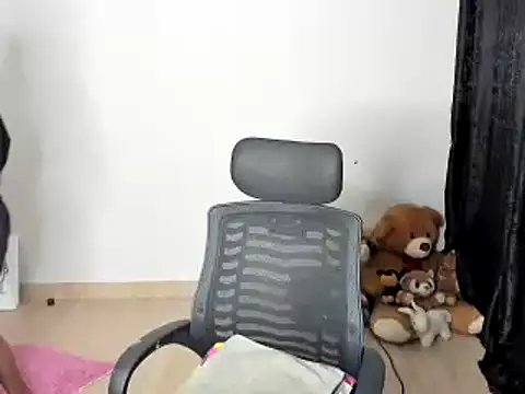  Hello Titty  online show from 25, 2, 2025