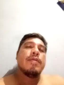 Snapshot of Vulckano43 chatting on 24, 11, 2025 Vulckano43 online show from 24, 11, 2025