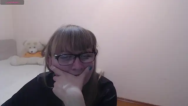 MargotLot online show from 25, 1, 2025