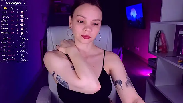 CreamySpot online show from 18, 2, 2025