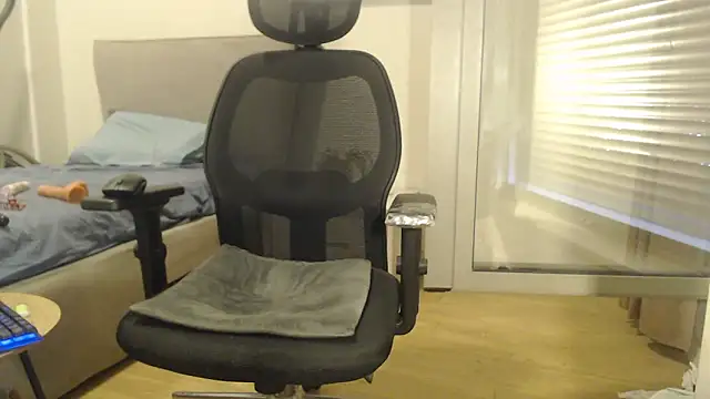 Snapshot of damarossa87 chatting on 8, 4, 2026 damarossa87 online show from 8, 4, 2026