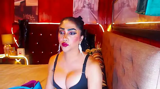 Snapshot of MeatyhorsecockMistress chatting on 12, 12, 2024 MeatyhorsecockMistress online show from 12, 12, 2024