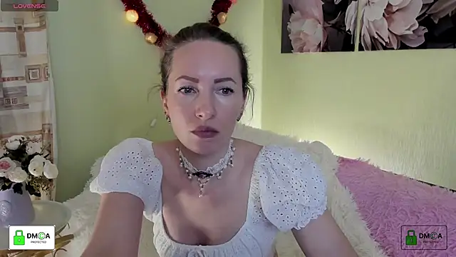 Queenymel online show from 23, 1, 2025