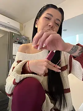 Snapshot of denise_k chatting on 1, 3, 2026 denise k online show from 1, 3, 2026