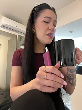 Snapshot of denise_k chatting on 15, 3, 2026 denise k online show from 15, 3, 2026