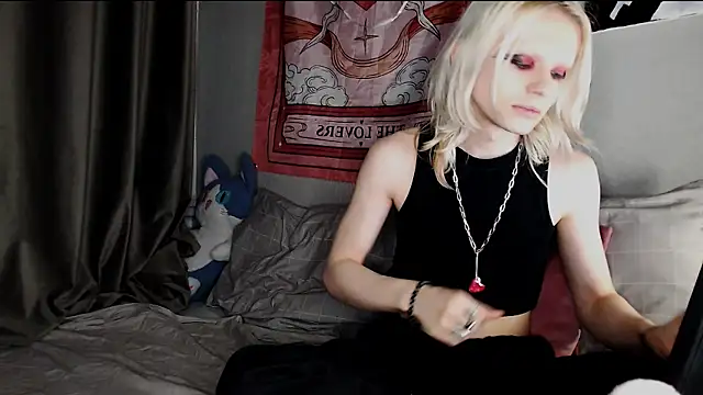 Alien Bella online show from 13, 5, 2026