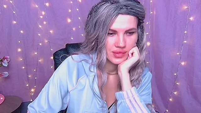 MilaLoona online show from 27, 3, 2026