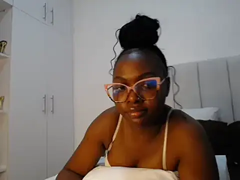 Snapshot of Pretty_Liya08 chatting on 12, 3, 2025 Pretty Liya08 online show from 12, 3, 2025