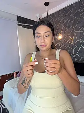 Snapshot of dayra_angels chatting on 11, 5, 2026 dayra angels online show from 11, 5, 2026